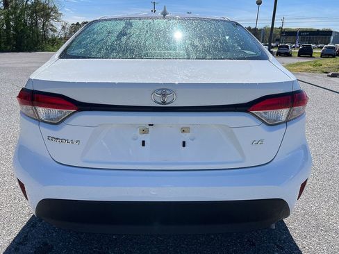 Used 2024 Toyota Corolla LE image 4