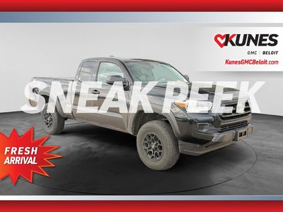Used 2022 Toyota Tacoma SR w/ SX Package
