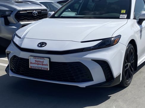 Certified 2026 Toyota Camry SE FWD image 7