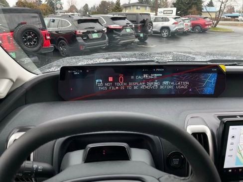 New 2025 Ford Expedition Active image 12