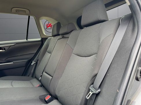 Certified 2023 Toyota RAV4 XLE AWD/4WD image 18
