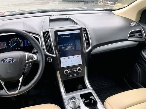 Used 2021 Ford Edge SEL w/ Cargo Accessory Package AWD/4WD image 6