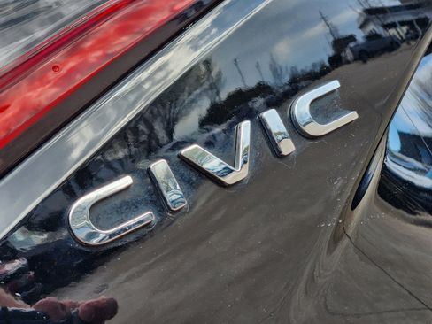 Used 2023 Honda Civic Sport image 19