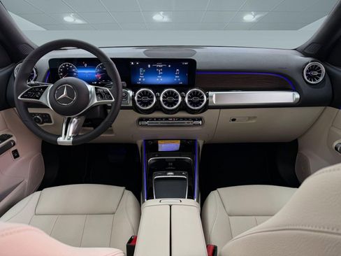 New 2026 Mercedes-Benz GLB 250 image 14
