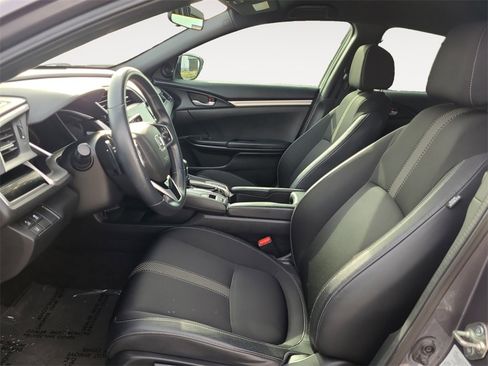 Used 2020 Honda Civic Sport image 9