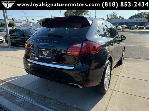 Used 2012 Porsche Cayenne AWD/4WD image 7
