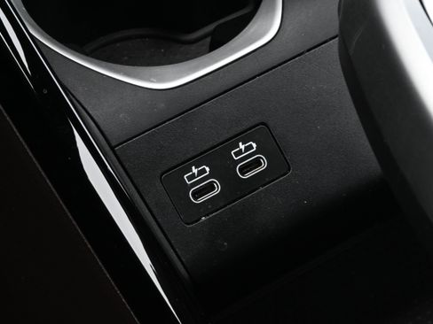 Used 2025 BMW X2 xDrive28i image 21