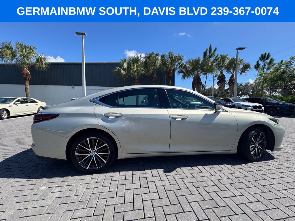 Used 2022 Lexus ES 350 w/ Premium Package FWD image 9