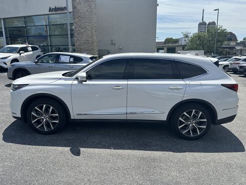 Used 2023 Acura MDX SH-AWD w/ Technology Package image 4