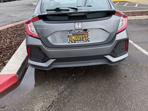 Used 2019 Honda Civic EX image 3