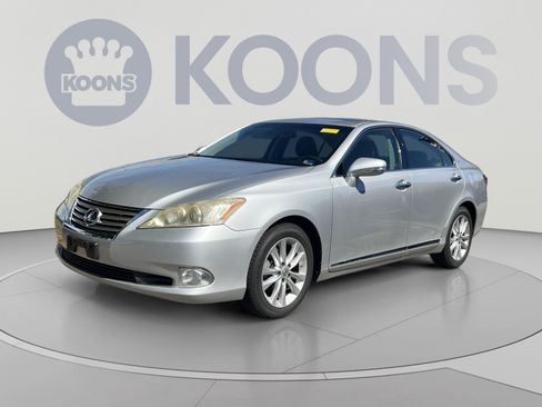 Used 2010 Lexus ES 350 w/ Preferred Accessory Package FWD image 1