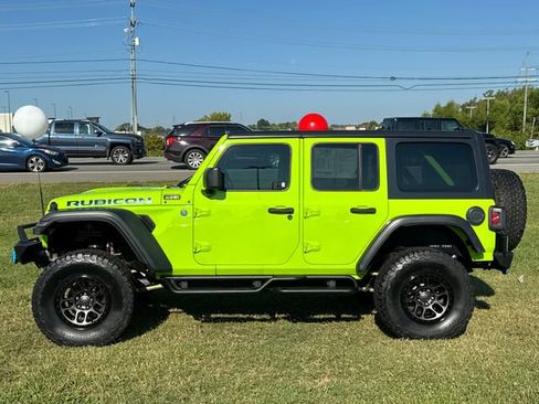 Used 2021 Jeep Wrangler Unlimited Rubicon w/ Xtreme Recon 35" Tire Package AWD/4WD image 2