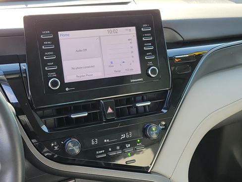 Used 2023 Toyota Camry SE image 28