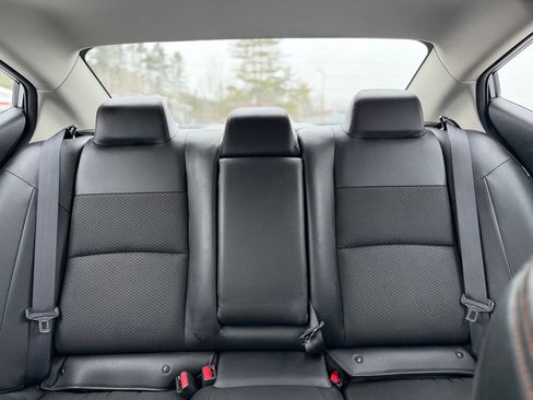 Used 2021 Nissan Altima 2.5 SR w/ SR Premium Package image 23