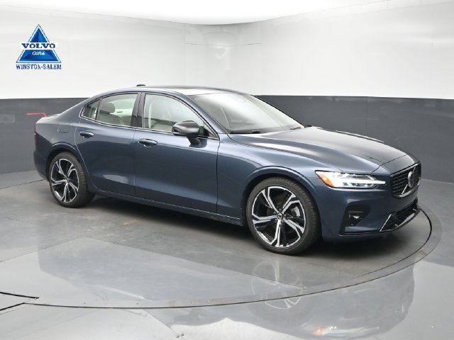 Used 2024 Volvo S60 B5 Core w/ Climate Package FWD image 1