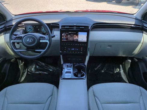 Used 2022 Hyundai Tucson Limited AWD/4WD image 14