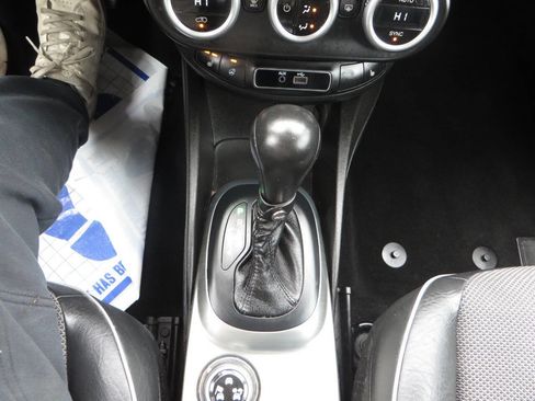 Used 2016 FIAT 500X Trekking image 23