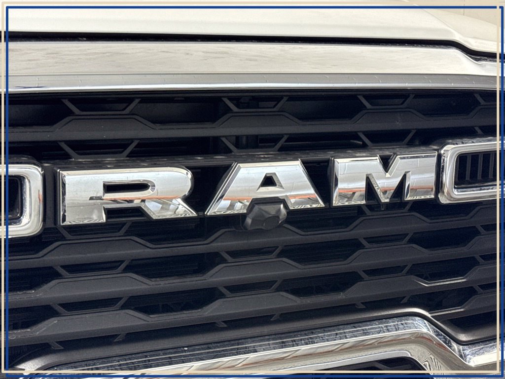 Used 2026 RAM 2500 Big Horn AWD/4WD image 4
