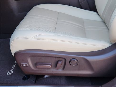 Used 2020 Lexus RX 350 AWD w/ Luxury Package image 23