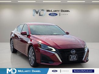 Used 2023 Nissan Altima 2.5 SL AWD/4WD video 1