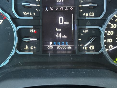 Used 2020 Toyota Tundra SR5 AWD/4WD image 24