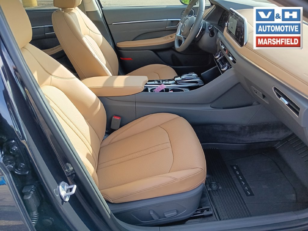 Used 2023 Hyundai Sonata Limited w/ Cargo Package FWD image 24