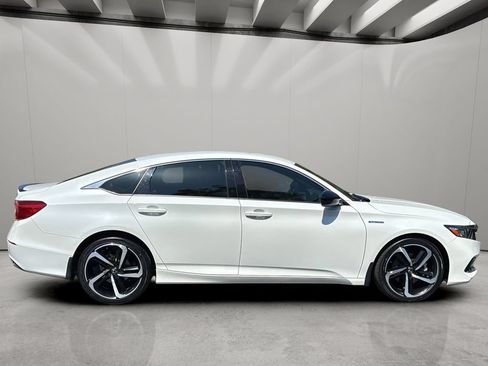 Used 2022 Honda Accord Sport image 6