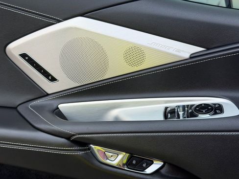 Used 2021 Chevrolet Corvette Stingray Preferred Cpe w/ Z51 Performance Package image 23