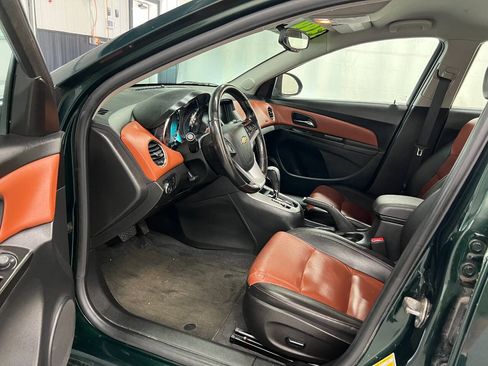 Used 2014 Chevrolet Cruze LT w/ RS Package FWD image 7