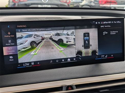 Used 2025 BMW iX xDrive50 w/ Sport Package image 17