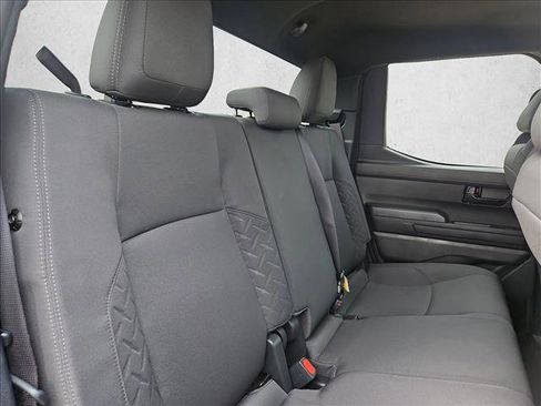 Used 2025 Toyota Tacoma SR5 AWD/4WD image 19