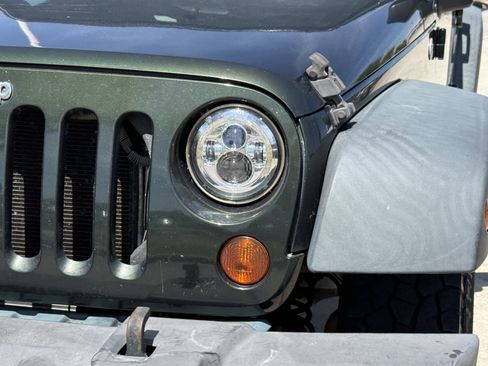 Used 2010 Jeep Wrangler Unlimited Sport w/ Trailer Tow Group image 11