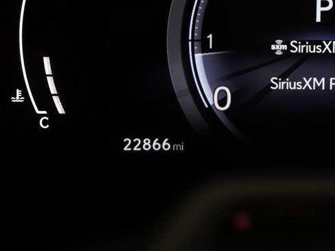 Used 2024 Lexus RX 350 Premium image 39