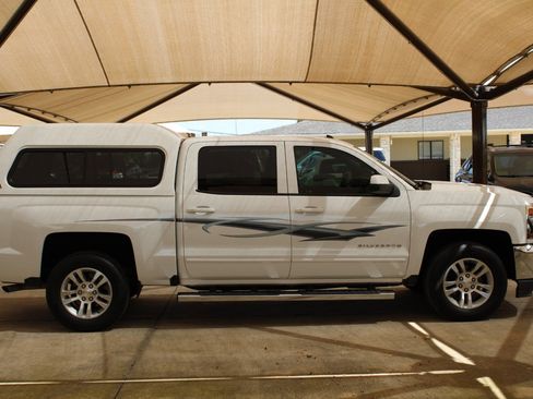 Used 2018 Chevrolet Silverado 1500 LT w/ All Star Edition image 12