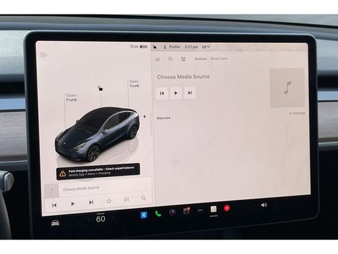 Used 2024 Tesla Model Y Standard Range image 26