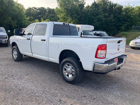 Used 2024 RAM 2500 Tradesman w/ Chrome Appearance Group AWD/4WD image 5