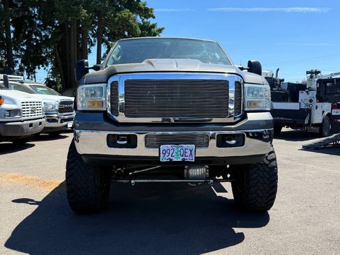 Used 2006 Ford F250 Lariat AWD/4WD image 8