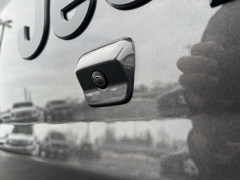 New 2026 Jeep Gladiator Sport image 8