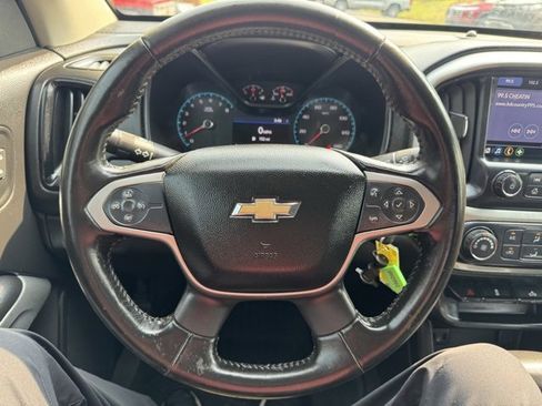 Used 2019 Chevrolet Colorado LT image 18