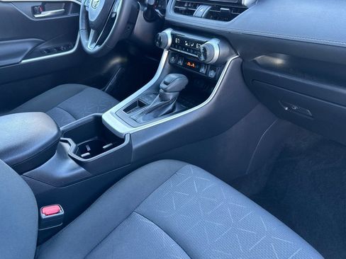 Used 2025 Toyota RAV4 XLE w/ Weather Package image 32