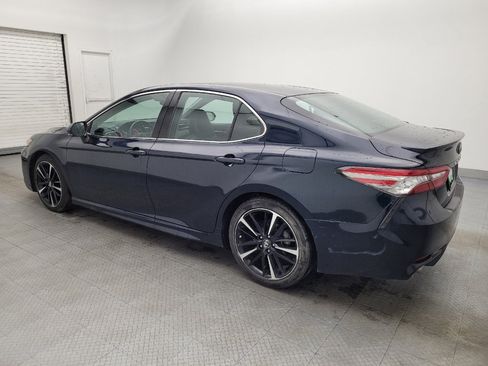 Used 2018 Toyota Camry XSE image 3