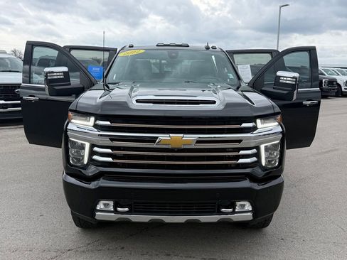 Used 2022 Chevrolet Silverado 2500 High Country w/ Z71 Off-Road Package image 23