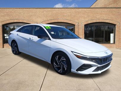 New 2025 Hyundai Elantra Sport w/ Cargo Package