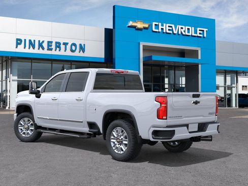 New 2026 Chevrolet Silverado 2500 High Country w/ Technology Package AWD/4WD image 4