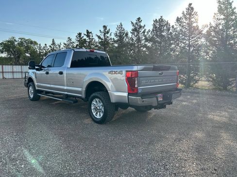 Used 2021 Ford F250 XLT w/ XLT Value Package AWD/4WD image 4
