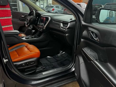 Used 2017 GMC Acadia SLT image 13