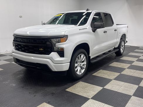 Used 2023 Chevrolet Silverado 1500 Custom RWD image 1
