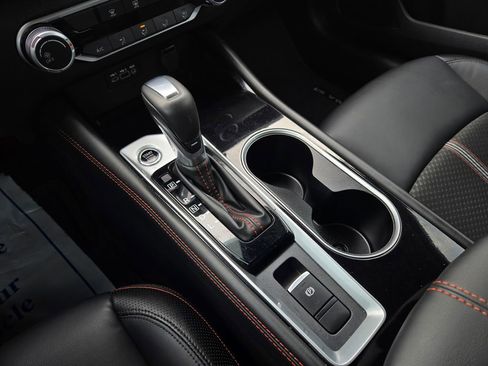 Used 2024 Nissan Altima 2.5 SR image 23