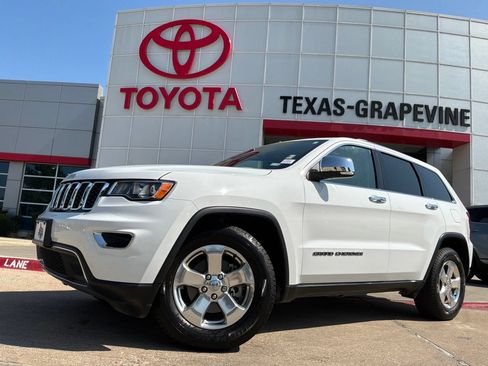 Used 2020 Jeep Grand Cherokee Limited w/ Trailer Tow Group IV RWD image 2