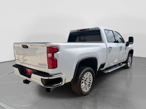 Used 2022 Chevrolet Silverado 3500 High Country AWD/4WD image 4
